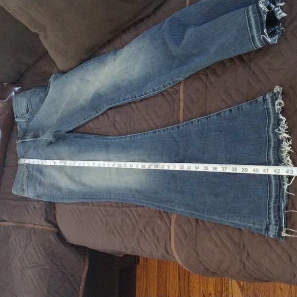 J Brand Jeans - Picture 6 of 13